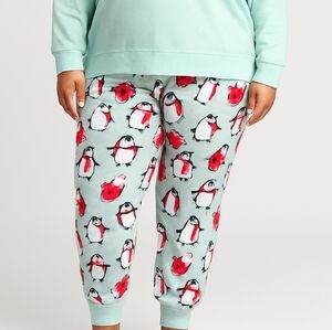 Secret Treasures Penguin Print Joggers - Light Green and Red